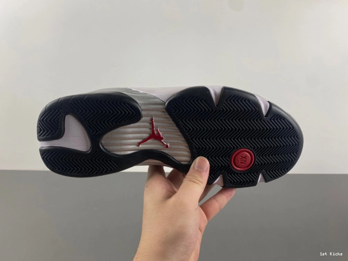 Toe Black Air (2024) Jordan 487471-160 14 Retro 0520